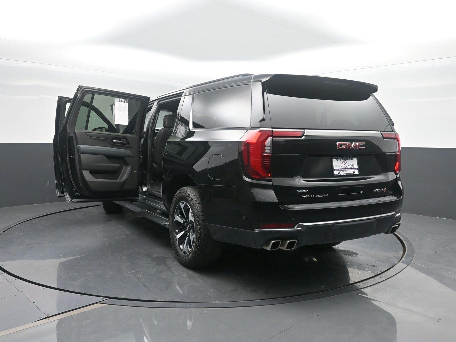 Used 2026 Onyx Black GMC AT4 image 54
