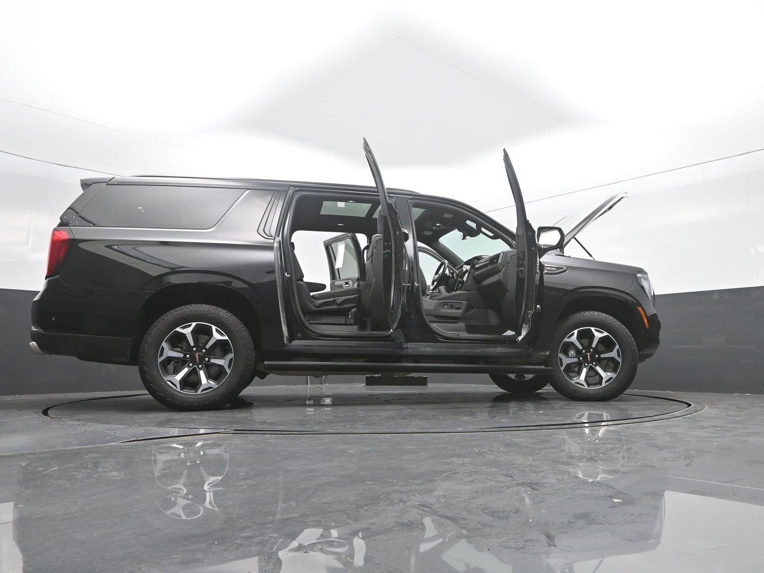 Used 2026 Onyx Black GMC AT4 image 59