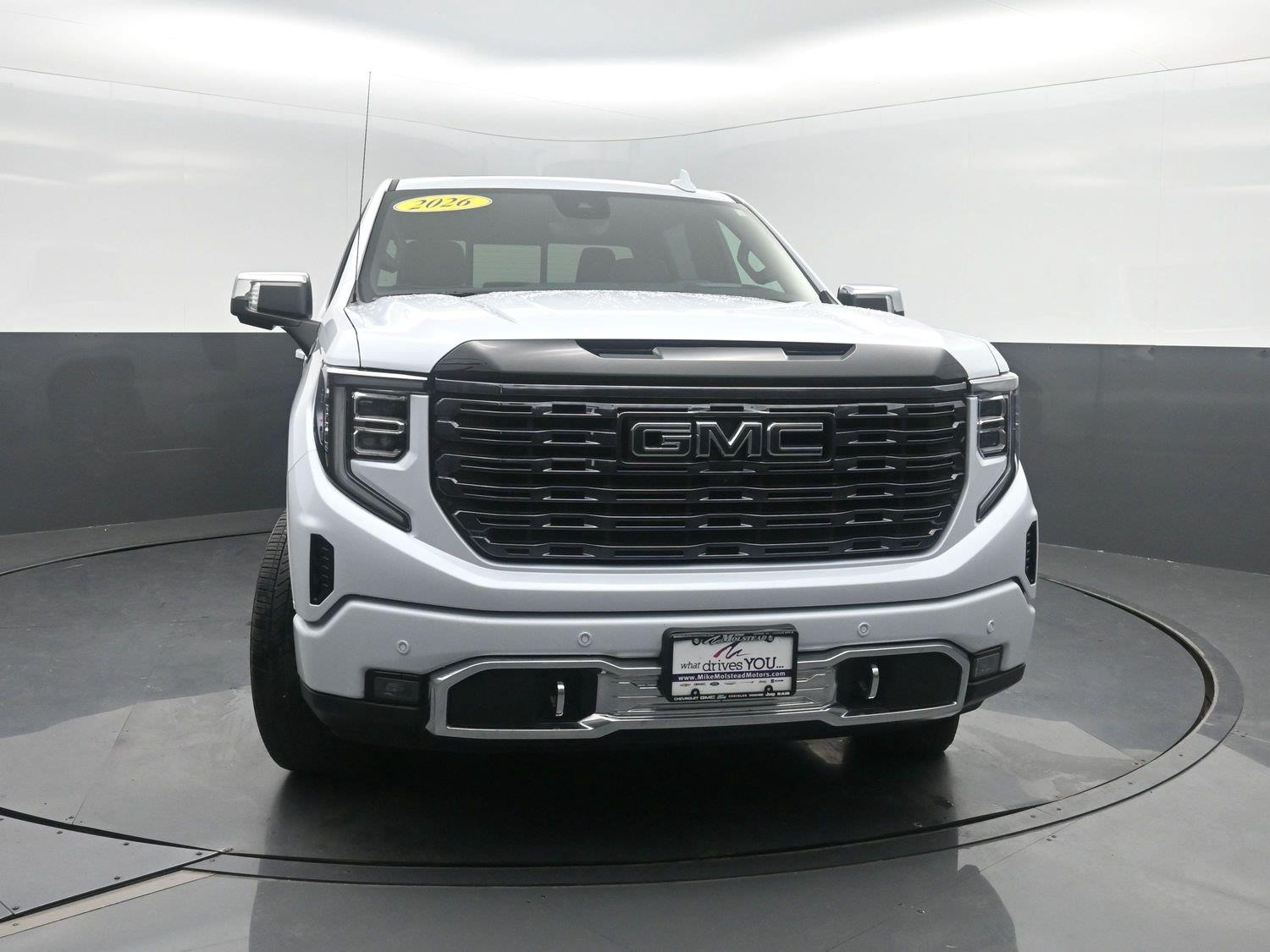 Used 2026 Glacier White Tricoat GMC Denali Ultimate image 45