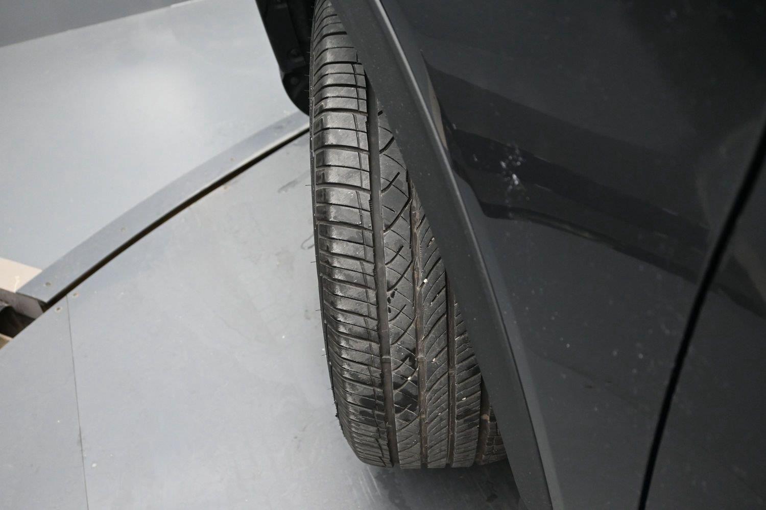 Used 2020 Magnetic Ford XLT image 5