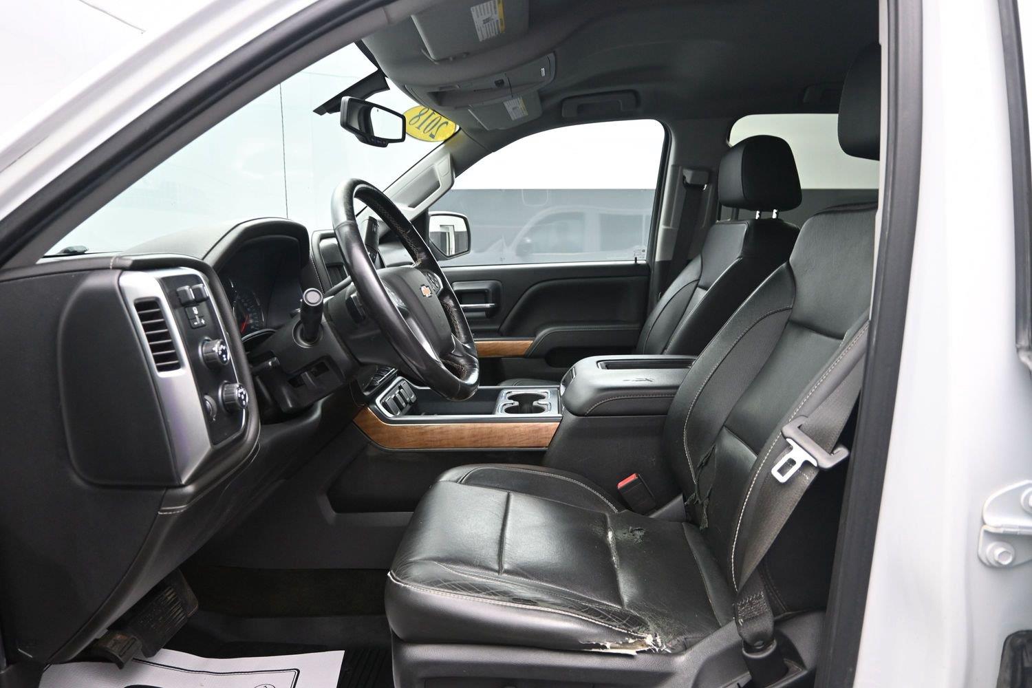 Used 2018 Summit White Chevrolet LTZ image 22