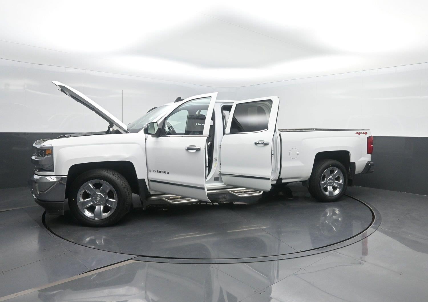 Used 2018 Summit White Chevrolet LTZ image 51