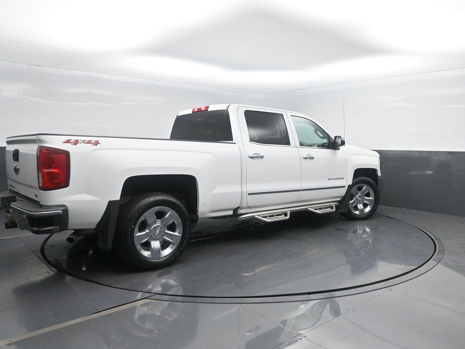 Used 2018 Summit White Chevrolet LTZ image 2
