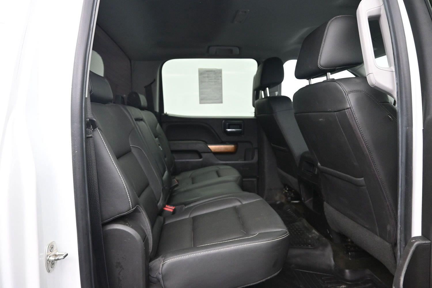 Used 2018 Summit White Chevrolet LTZ image 12