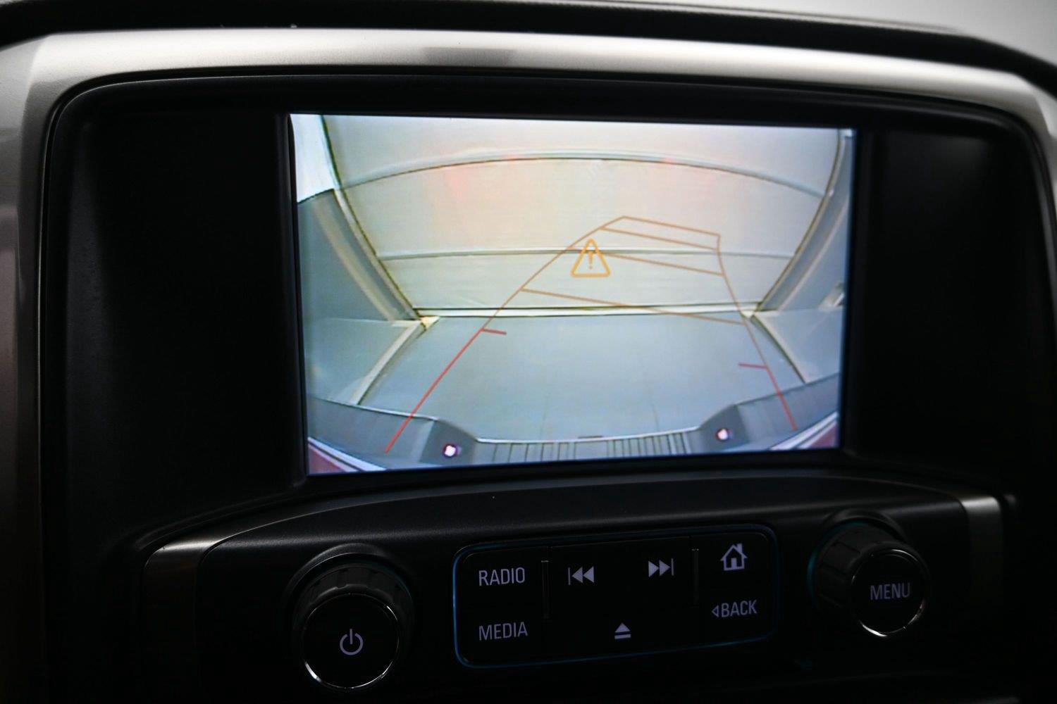 Used 2018 Red Hot Chevrolet LTZ image 33