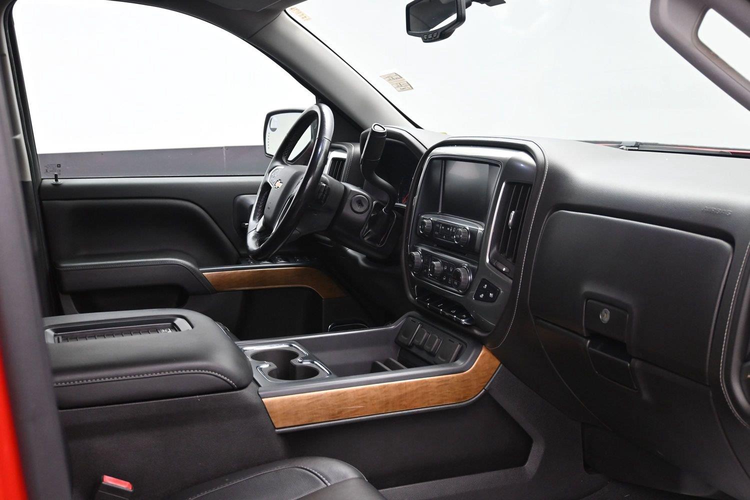Used 2018 Red Hot Chevrolet LTZ image 11