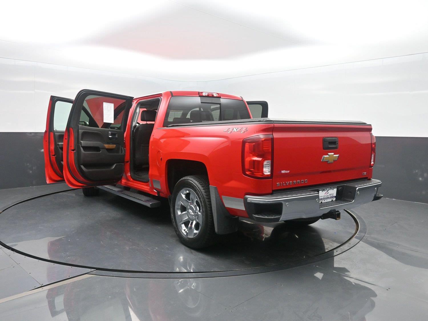 Used 2018 Red Hot Chevrolet LTZ image 52