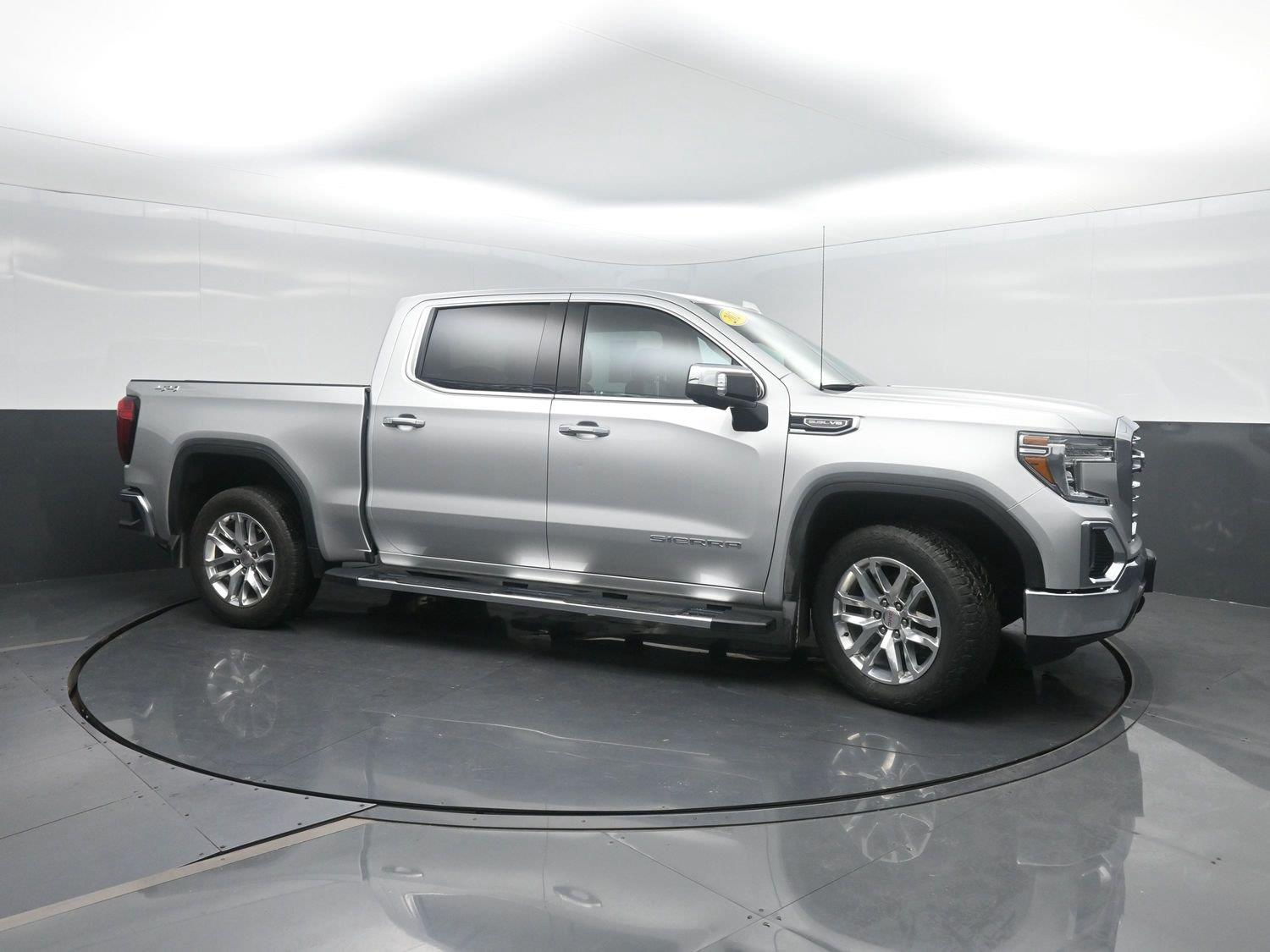 Used 2020 Quicksilver Metallic GMC SLT image 3