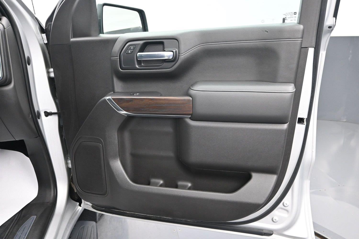 Used 2020 Quicksilver Metallic GMC SLT image 9