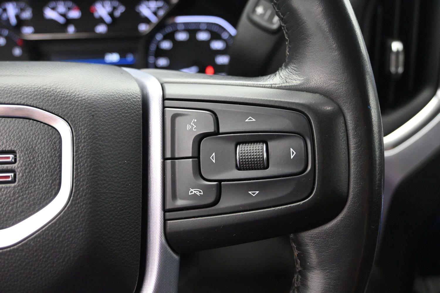 Used 2020 Quicksilver Metallic GMC SLT image 27