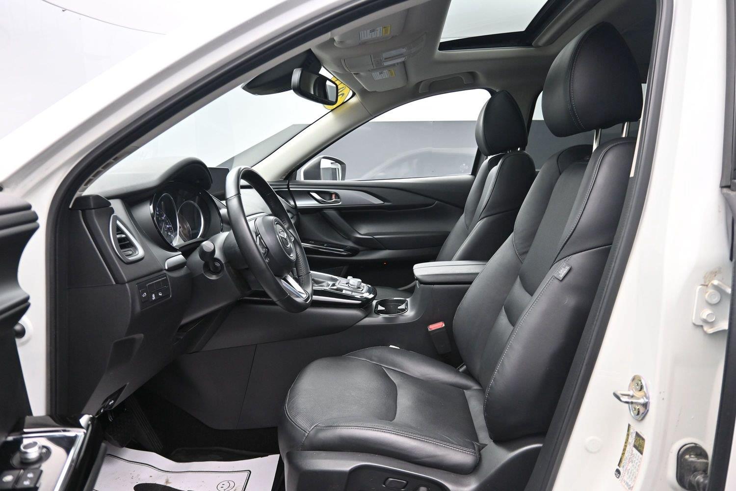 Used 2023 Snowflake White Pearl Mica Mazda Touring image 21