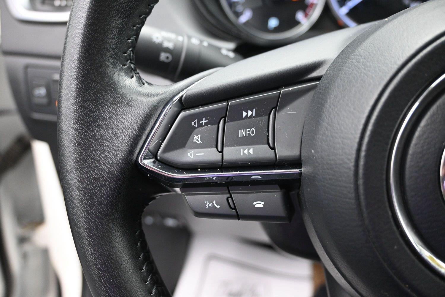Used 2023 Snowflake White Pearl Mica Mazda Touring image 23
