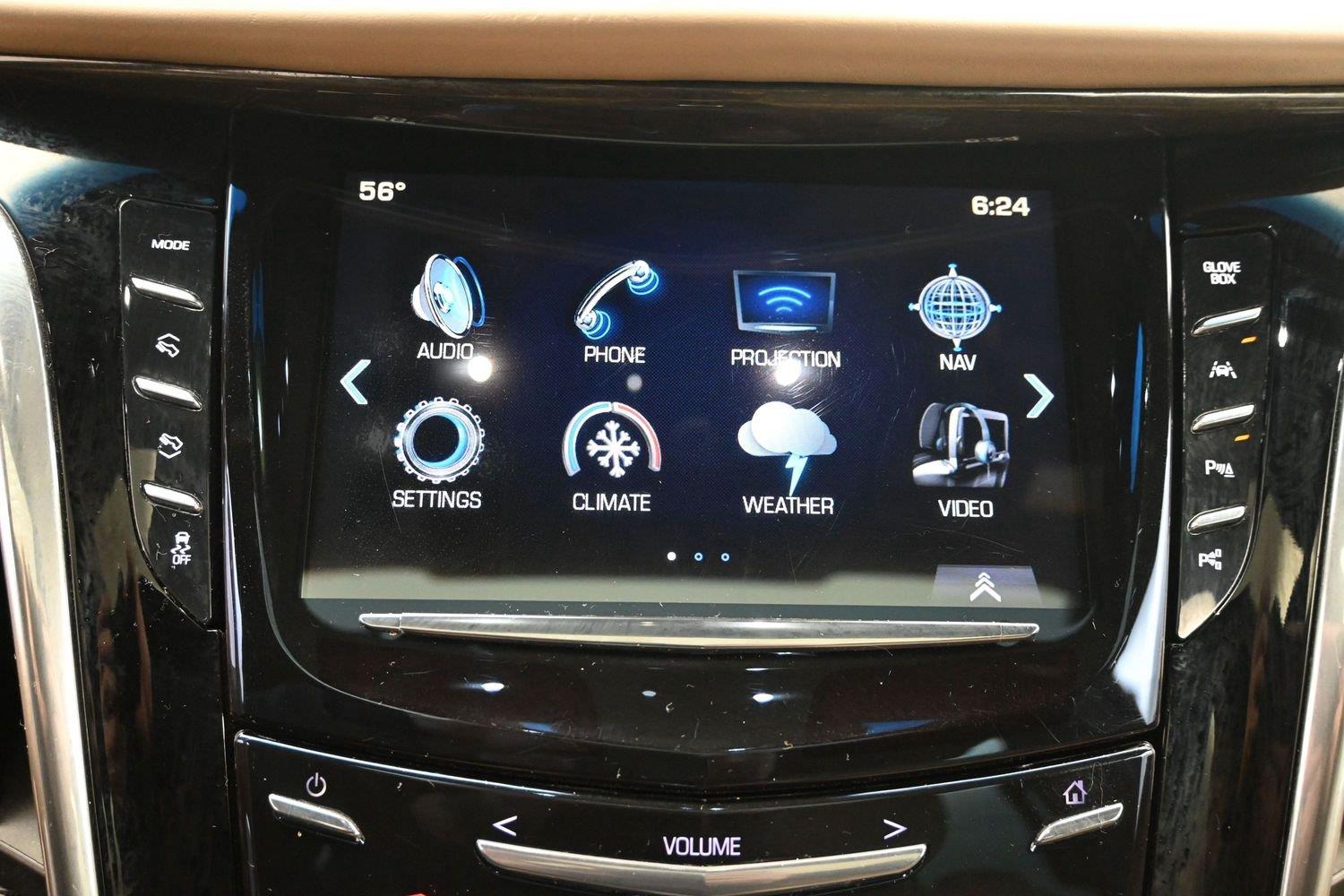 Used 2018 Crystal White Tricoat Cadillac Platinum image 33