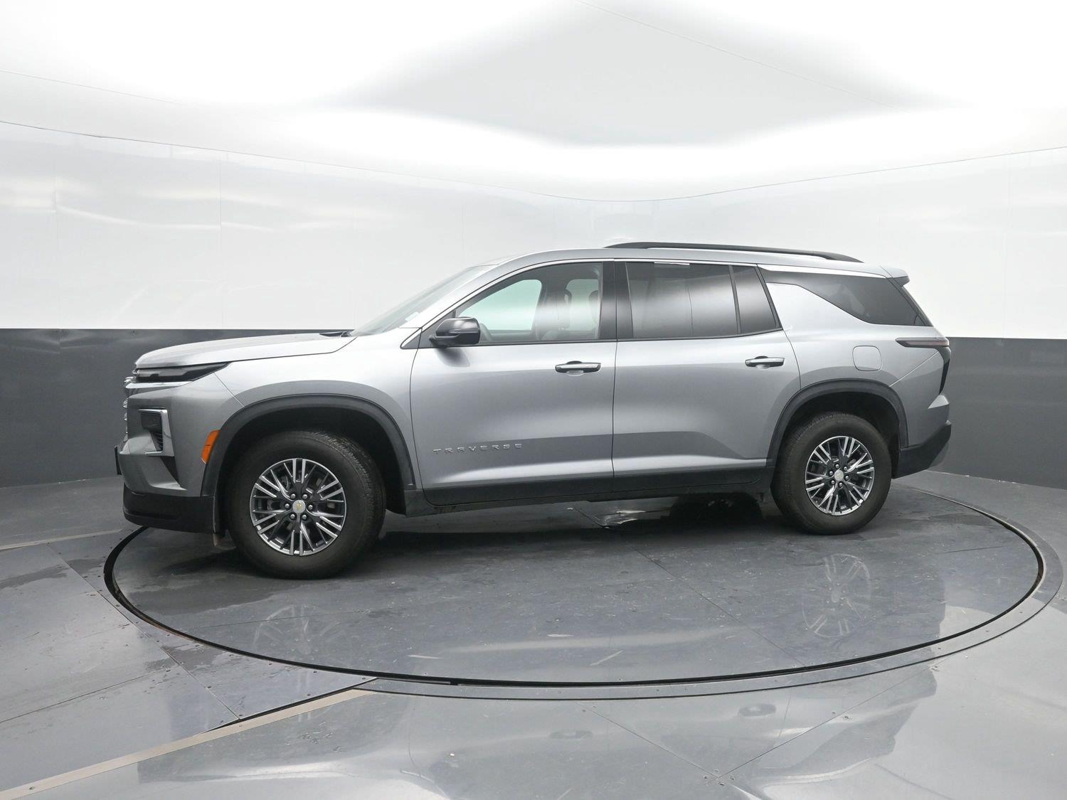 Used 2026 Sterling Gray Metallic Chevrolet AWD LT image 41