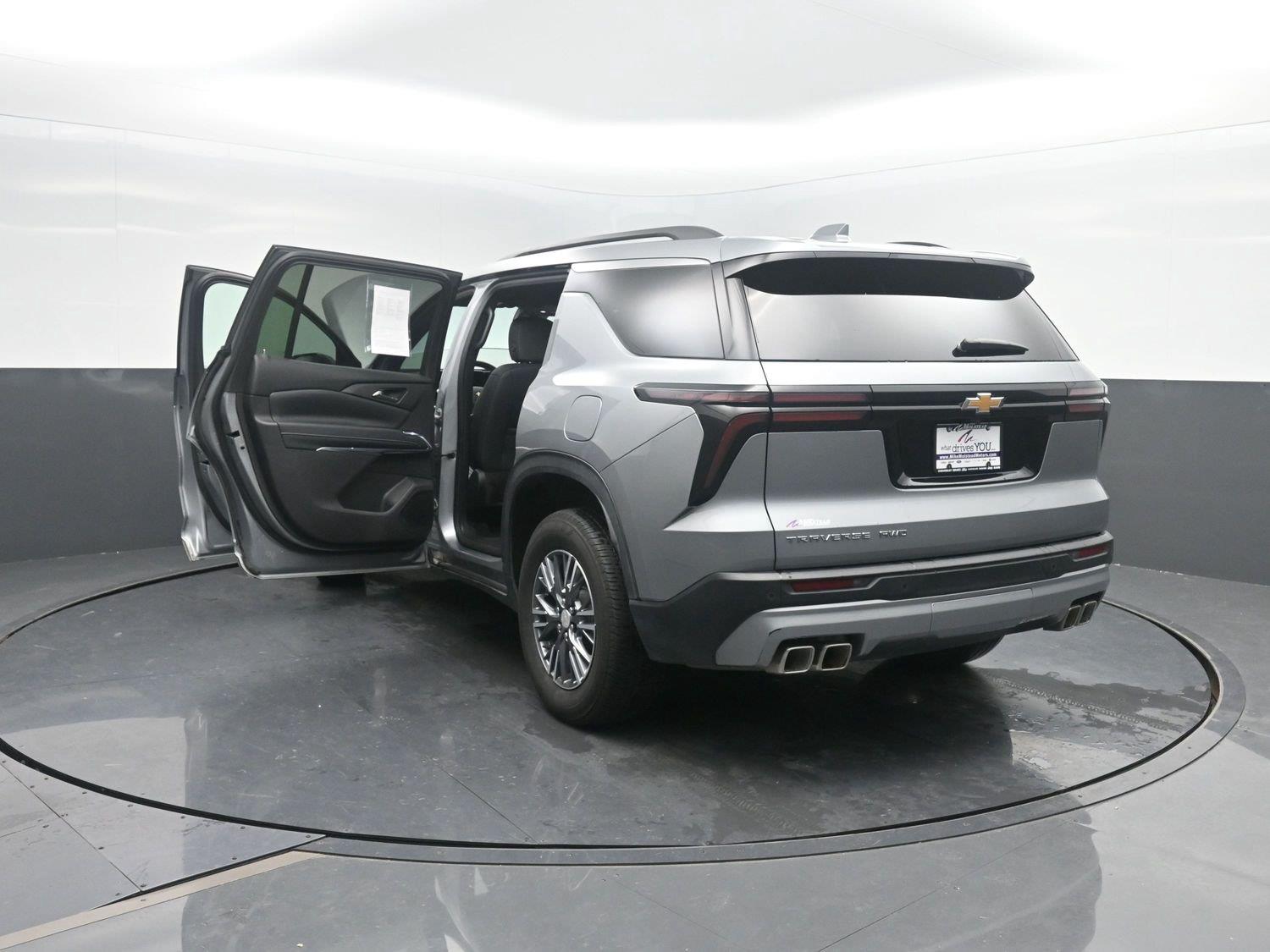 Used 2026 Sterling Gray Metallic Chevrolet AWD LT image 46