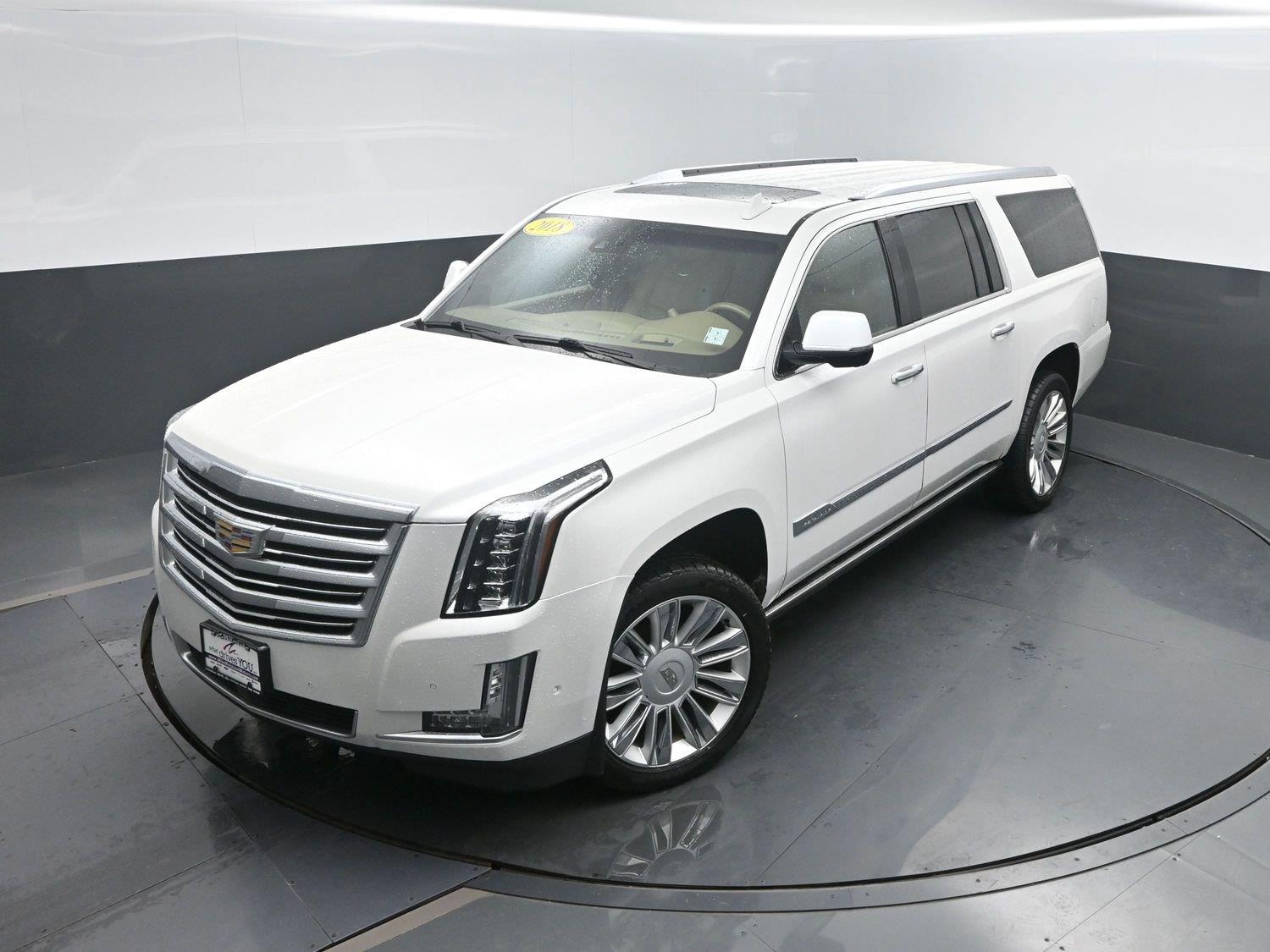 Used 2018 Crystal White Tricoat Cadillac Platinum image 43