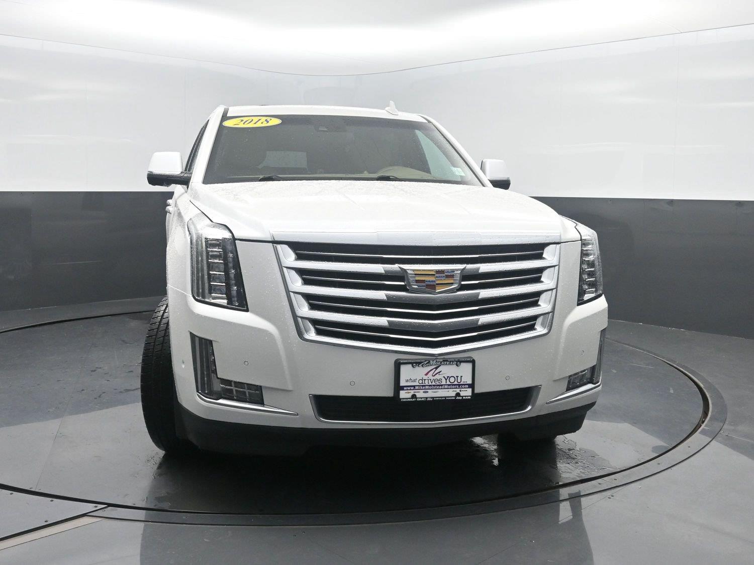 Used 2018 Crystal White Tricoat Cadillac Platinum image 49