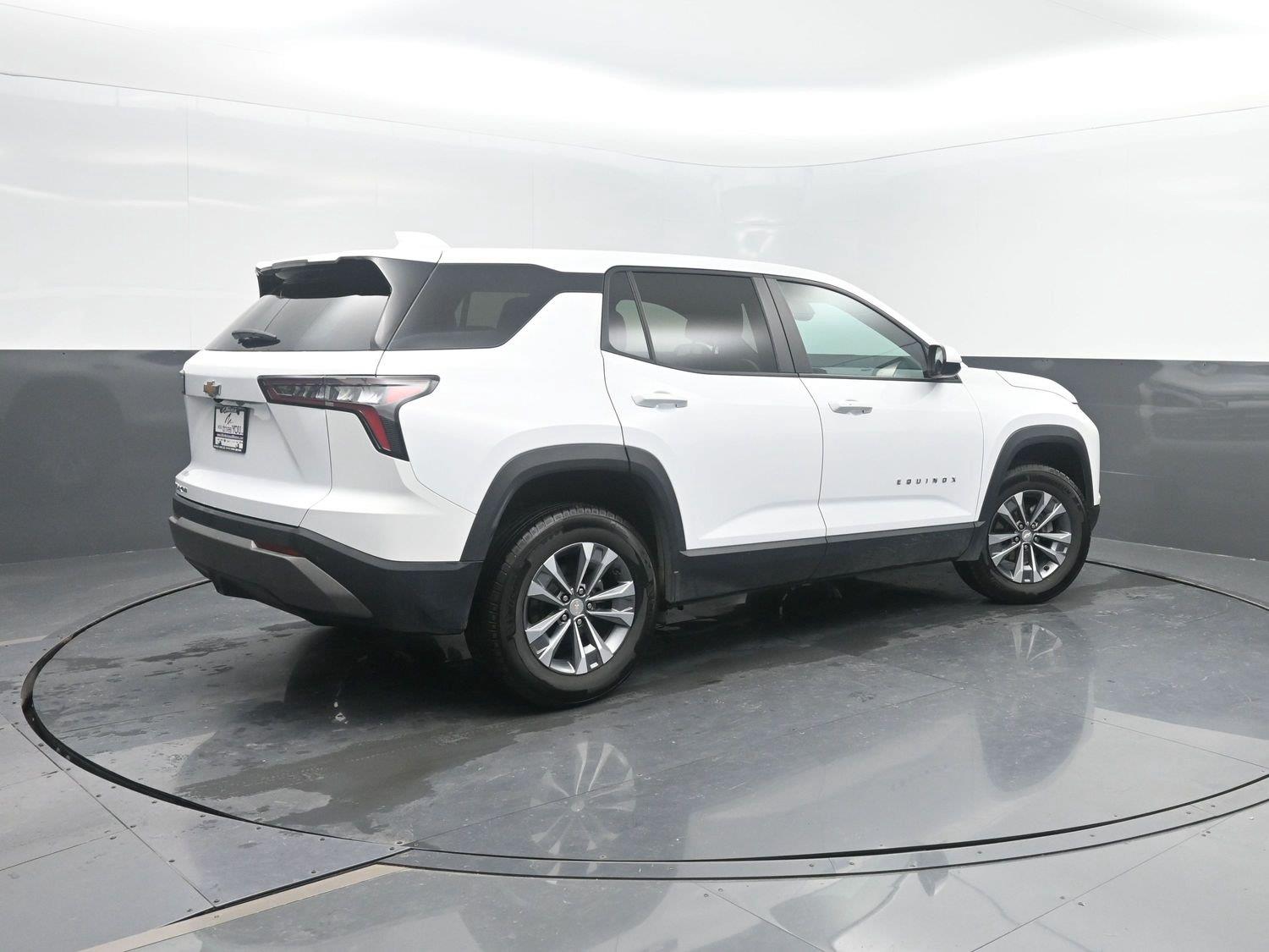 Used 2026 Summit White Chevrolet AWD LT image 2