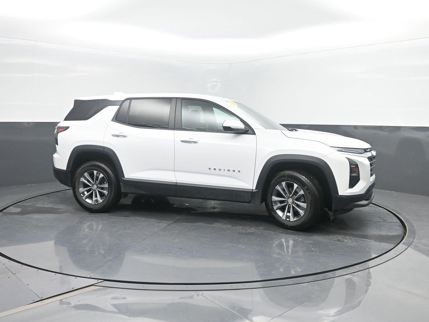 Used 2026 Summit White Chevrolet AWD LT image 3