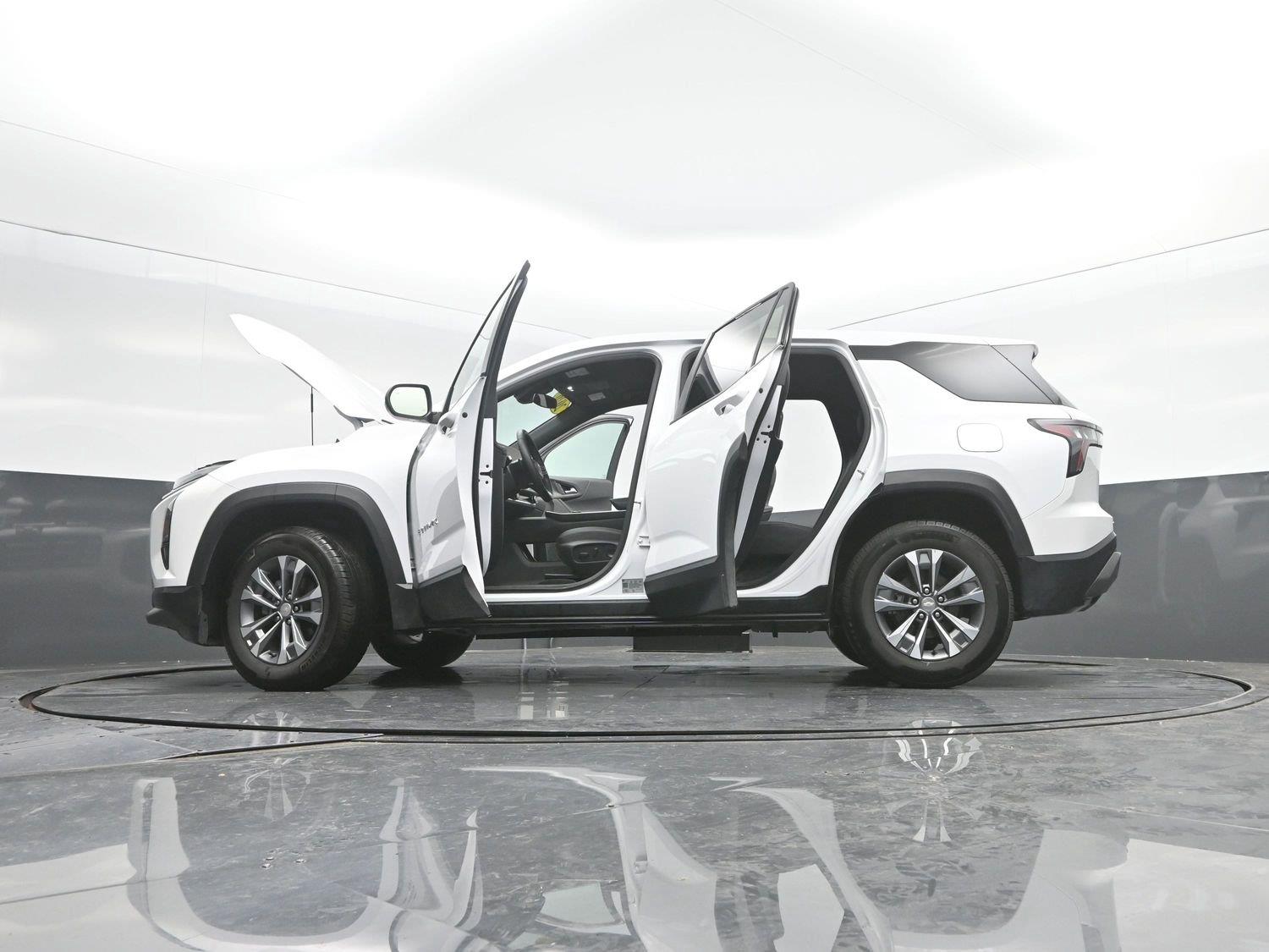 Used 2026 Summit White Chevrolet AWD LT image 48