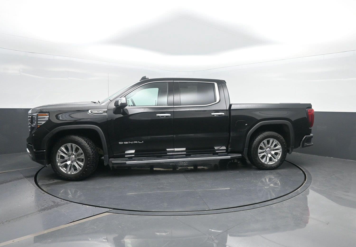 2023 GMC Sierra 1500 Denali Crew Cab 4WD