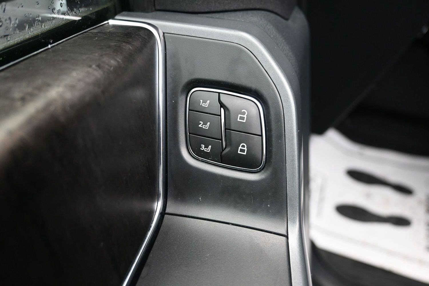 Used 2022 Carbonized Gray Ford LARIAT image 24