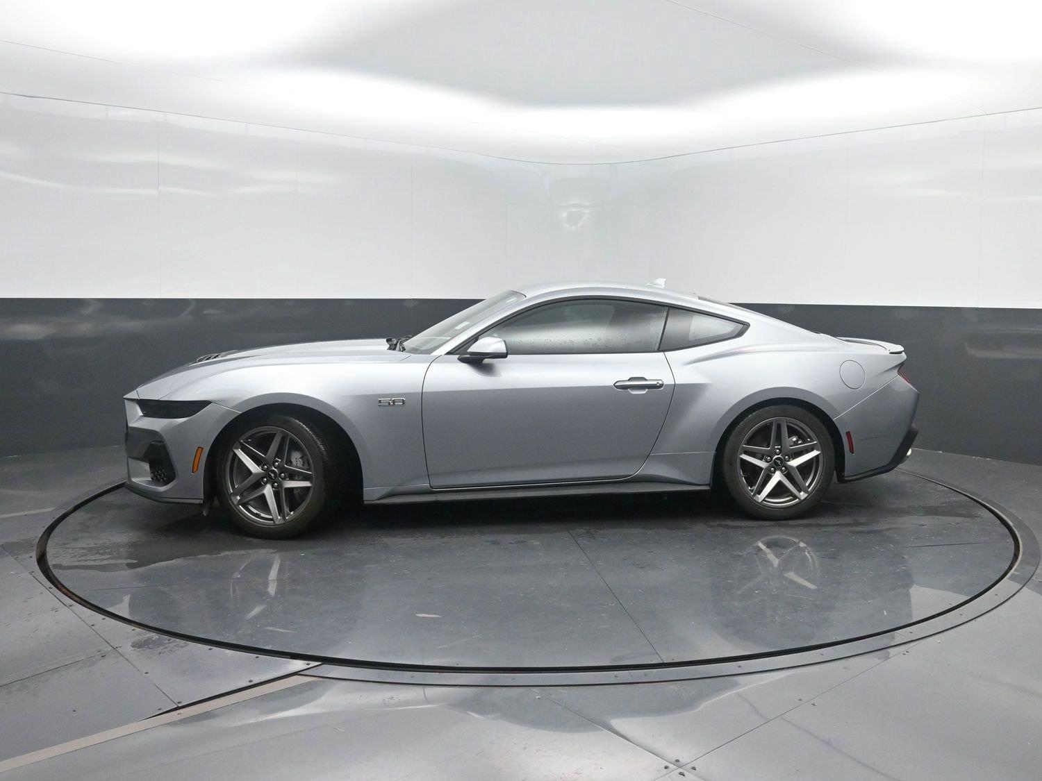  2025 Ford Mustang GT Premium Fastback RWD   