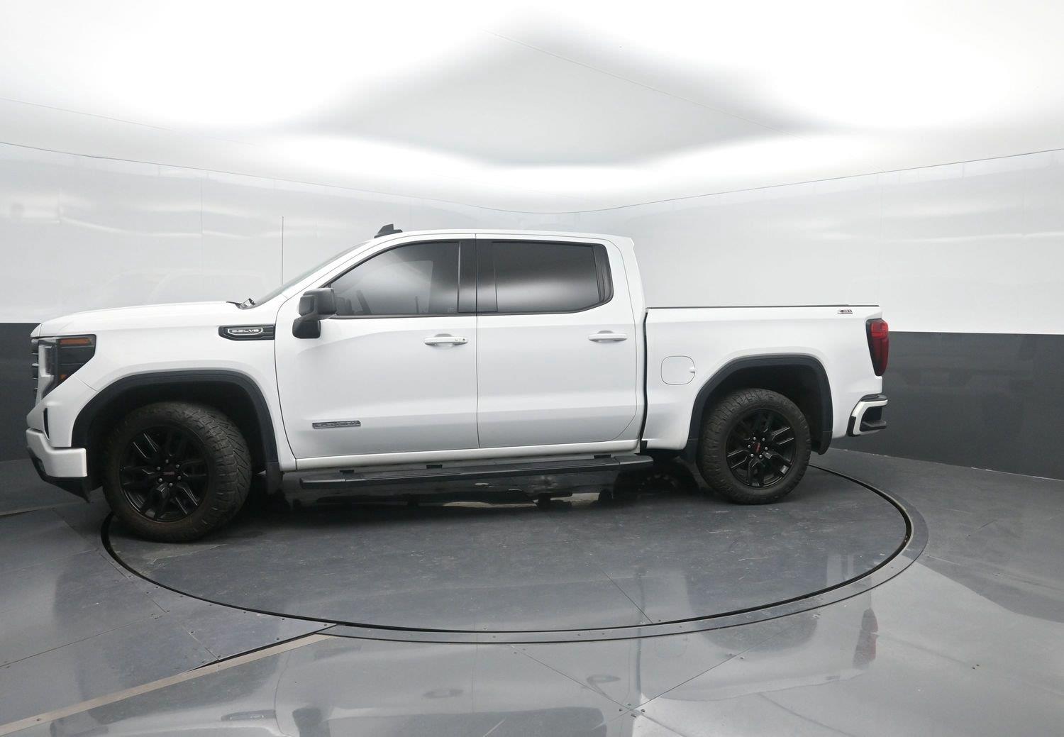 Summit White 2024 GMC Sierra 1500 Pickup Truck Four-Wheel Drive Automatic