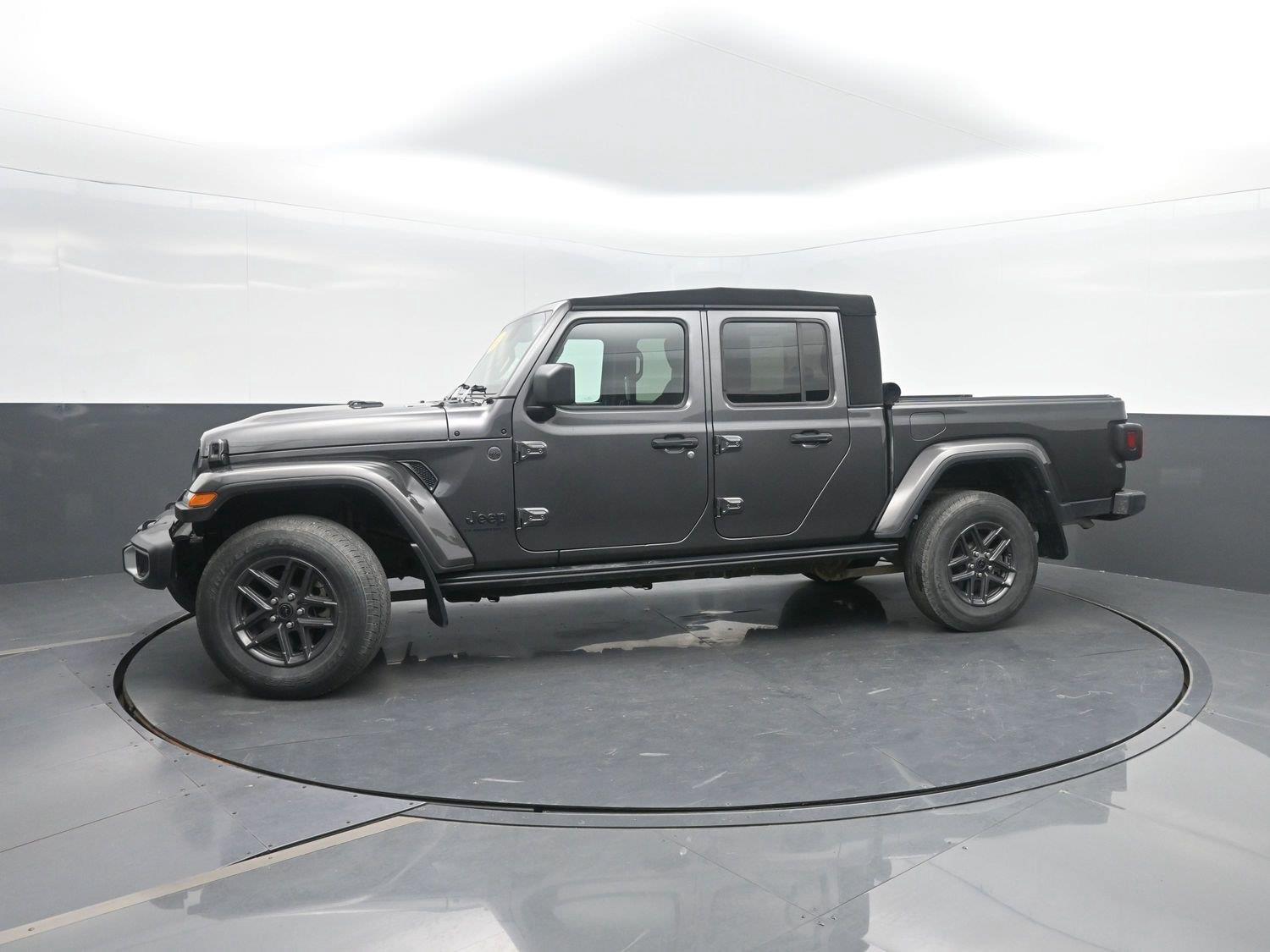 Gray (Granite Crystal Metallic Clearcoat) 2024 Jeep Gladiator Pickup Truck Four-Wheel Drive 8-Speed Automatic