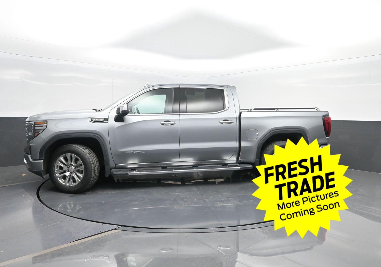 2023 GMC Sierra 1500 Denali Crew Cab 4WD