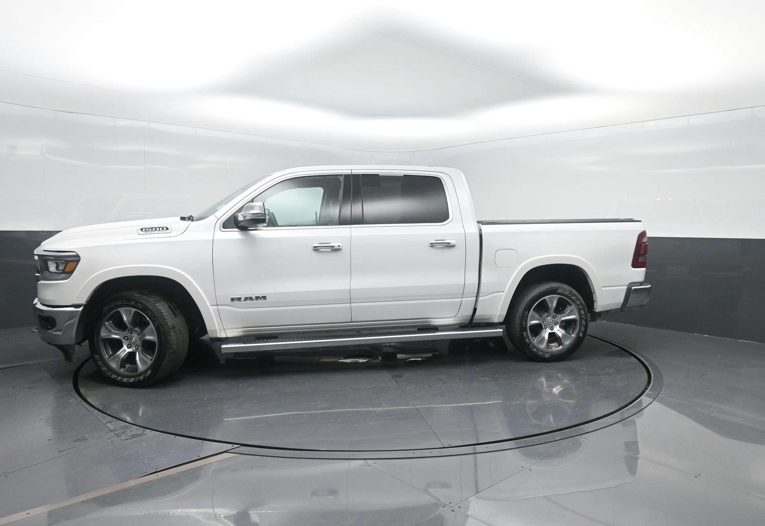 2022 RAM 1500 Laramie Crew Cab 4WD