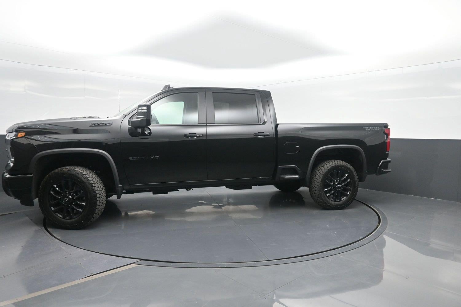 Black 2026 Chevrolet Silverado 2500HD Pickup Truck Four-Wheel Drive Automatic