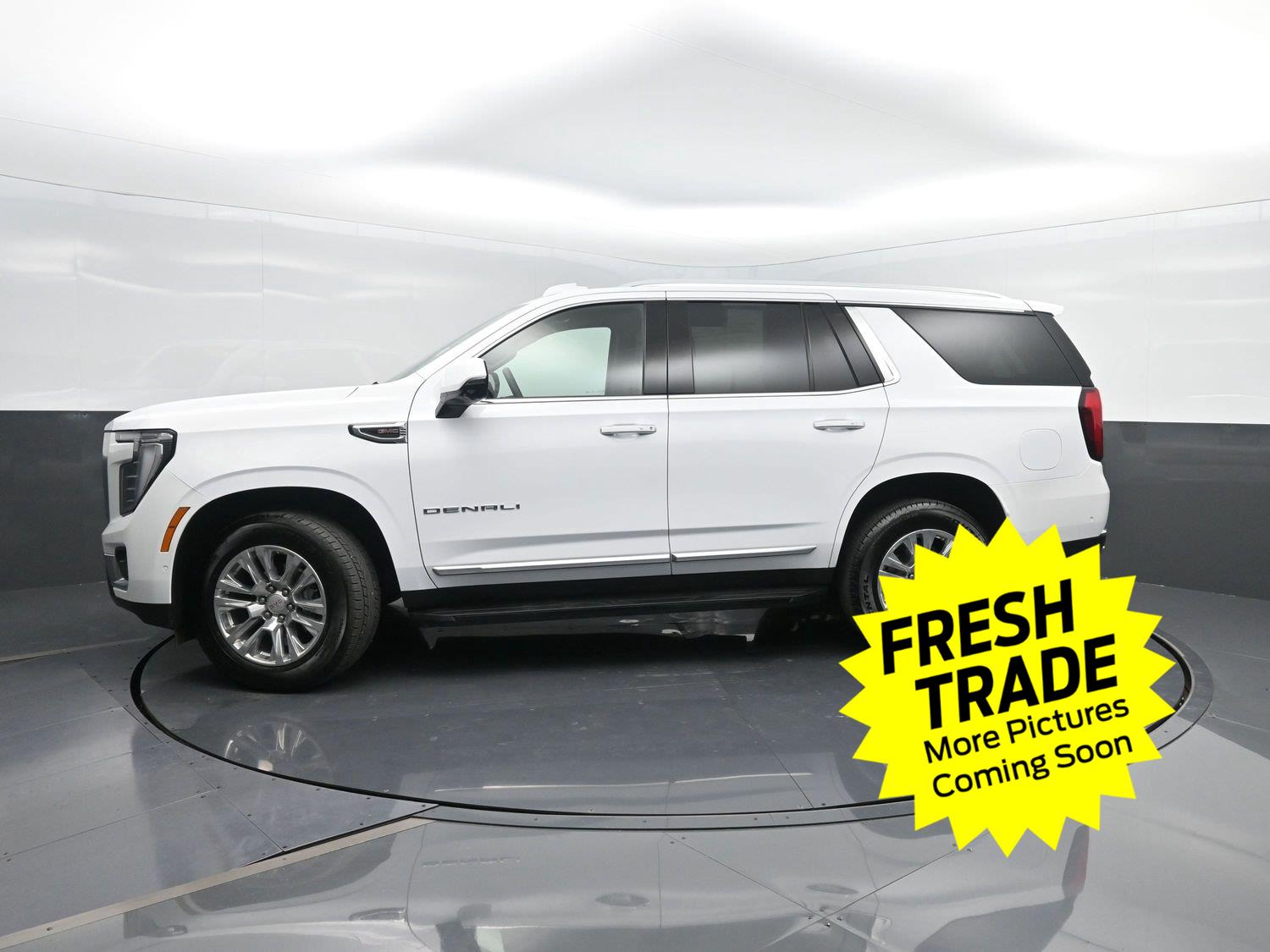Summit White 2025 GMC Yukon SUV / Crossover Four-Wheel Drive Automatic
