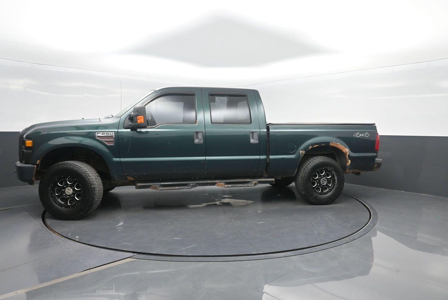 2010 Ford F-250 Super Duty XL Crew Cab 4WD
