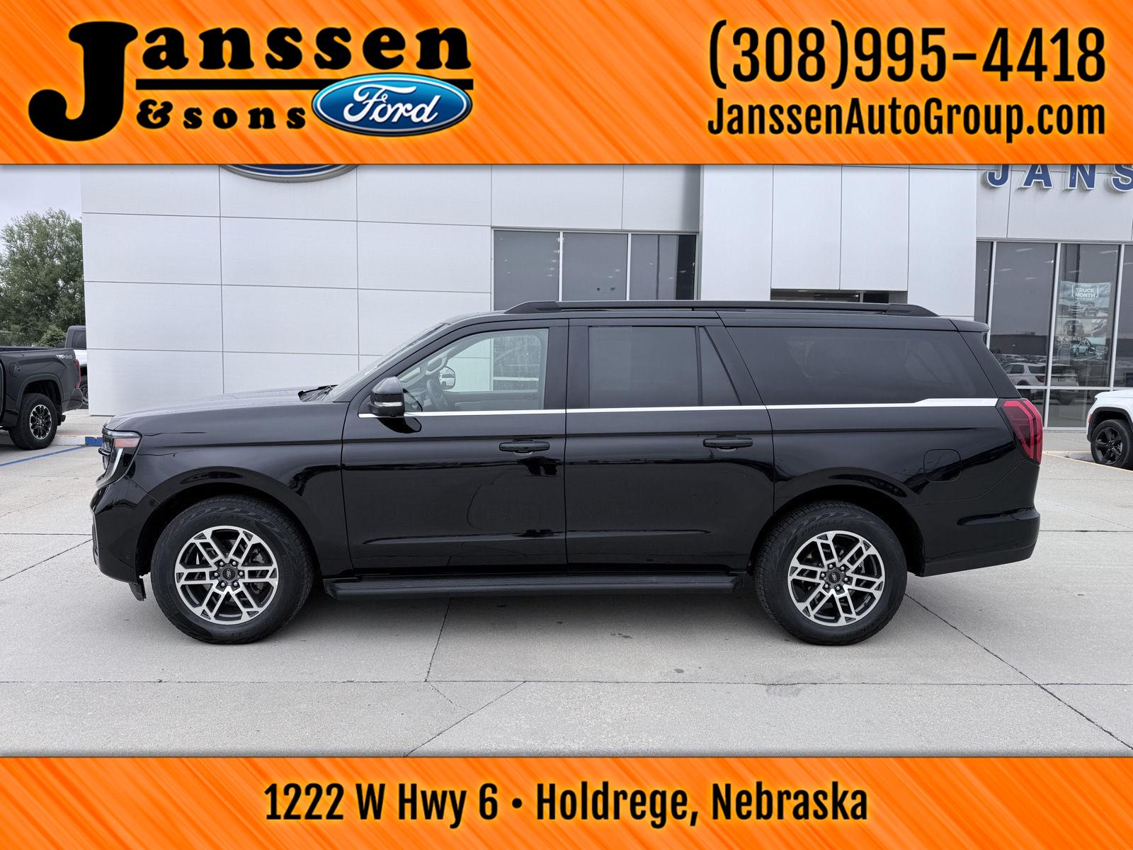 CRYSTAL BLACK PEARL 2025 Ford Expedition MAX Active 4WD SUV / Crossover Four-Wheel Drive Automatic