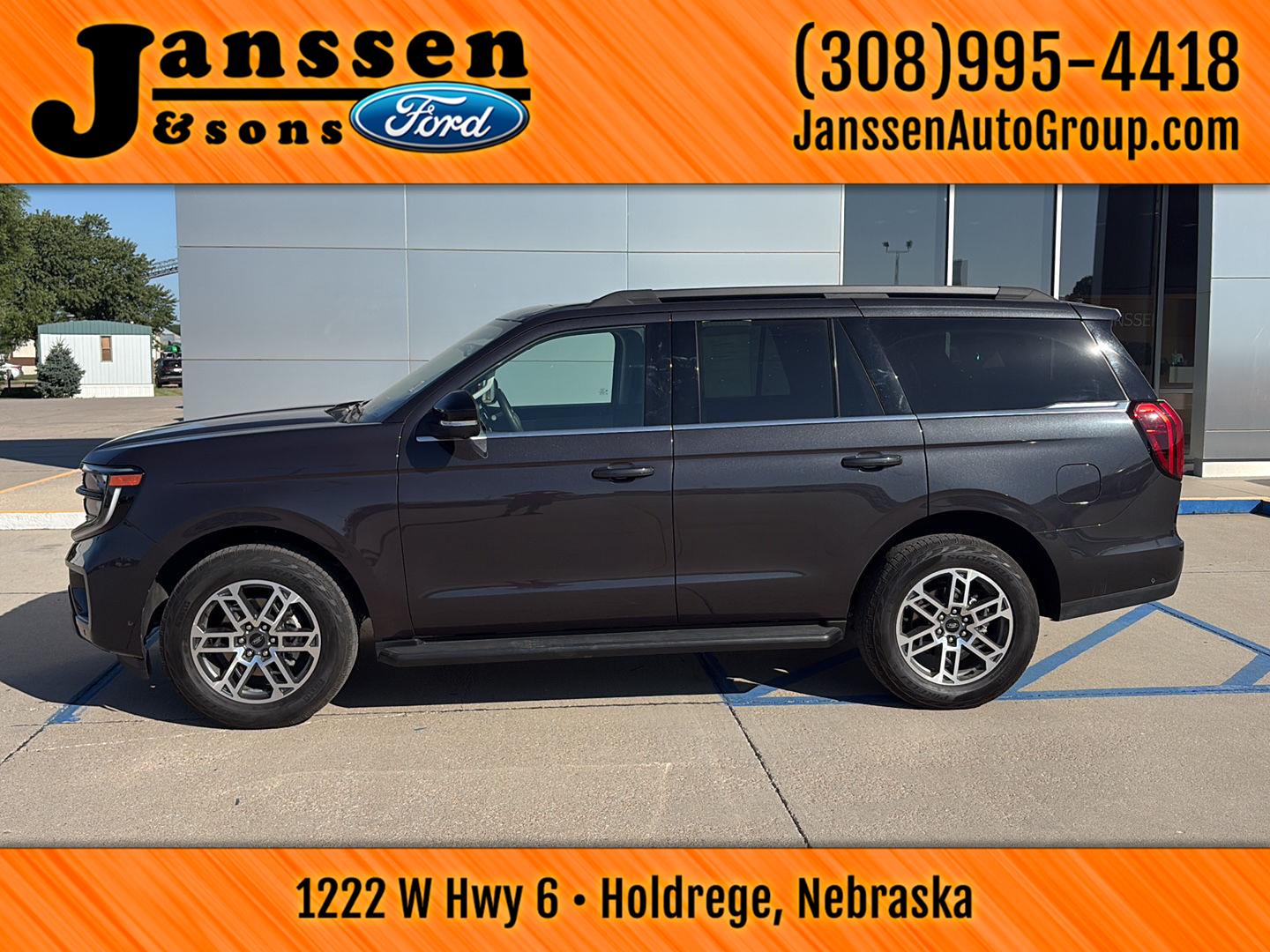 Gray 2025 Ford Expedition SUV / Crossover Four-Wheel Drive Automatic