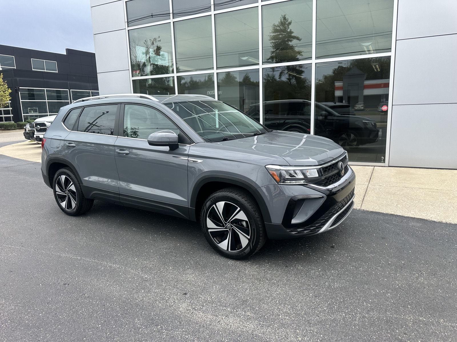 2023 Volkswagen Taos 4Motion SE w/Sunroof Pkg.