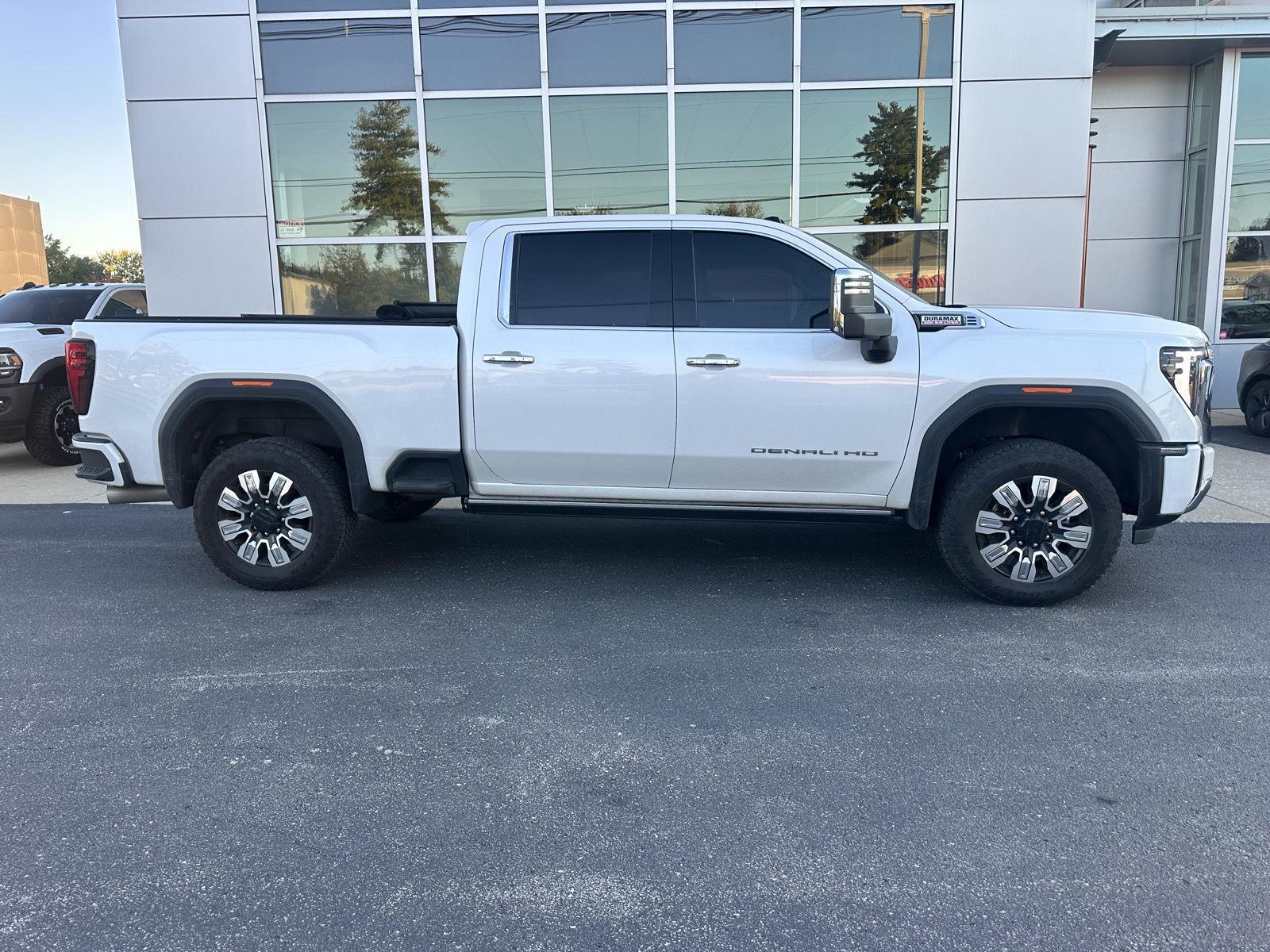 2024 GMC Sierra 3500HD Denali