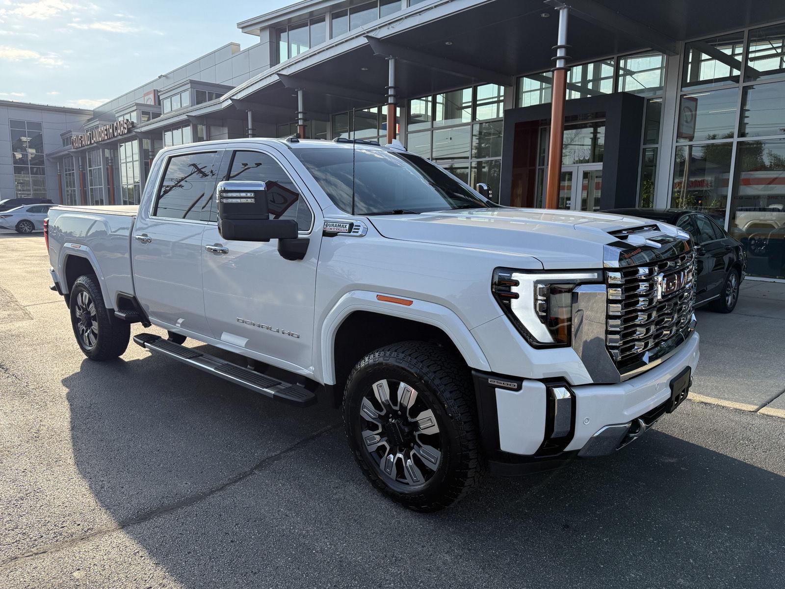 2025 GMC Sierra 2500HD Denali