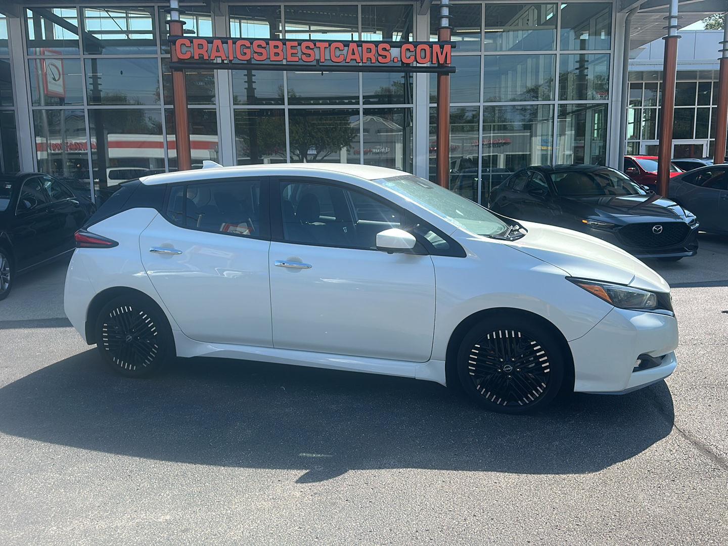 2025 Nissan LEAF SV