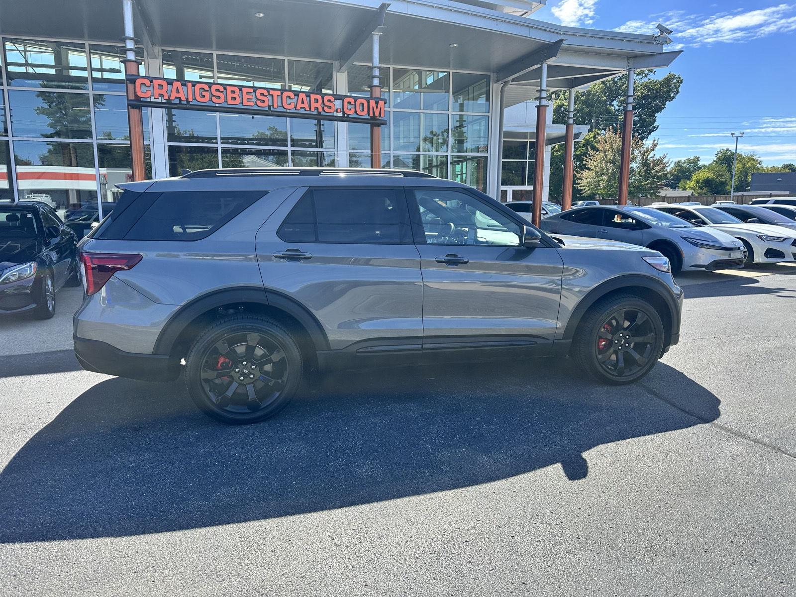 2023 Ford Explorer ST