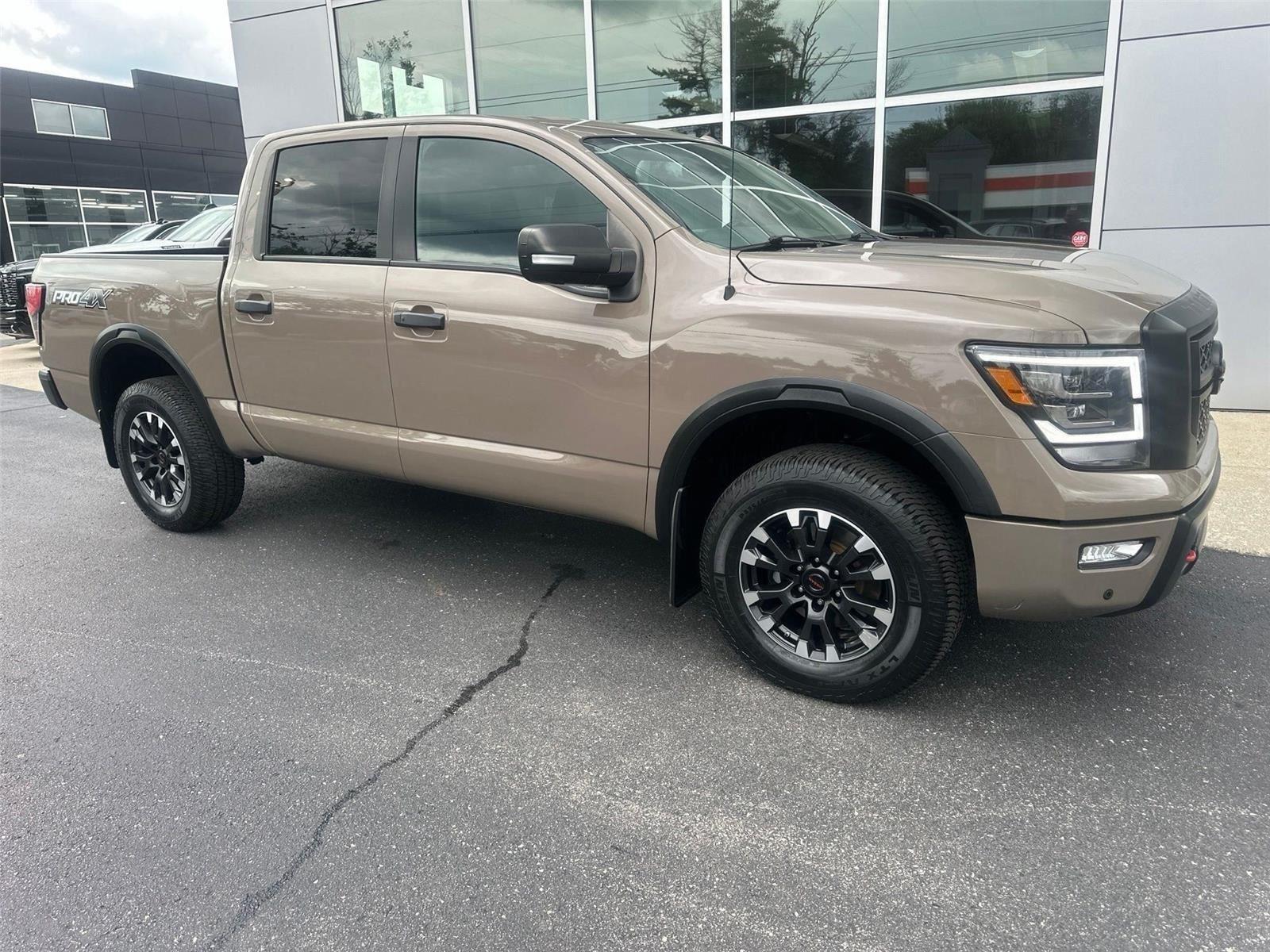 2021 Nissan Titan Crew Cab