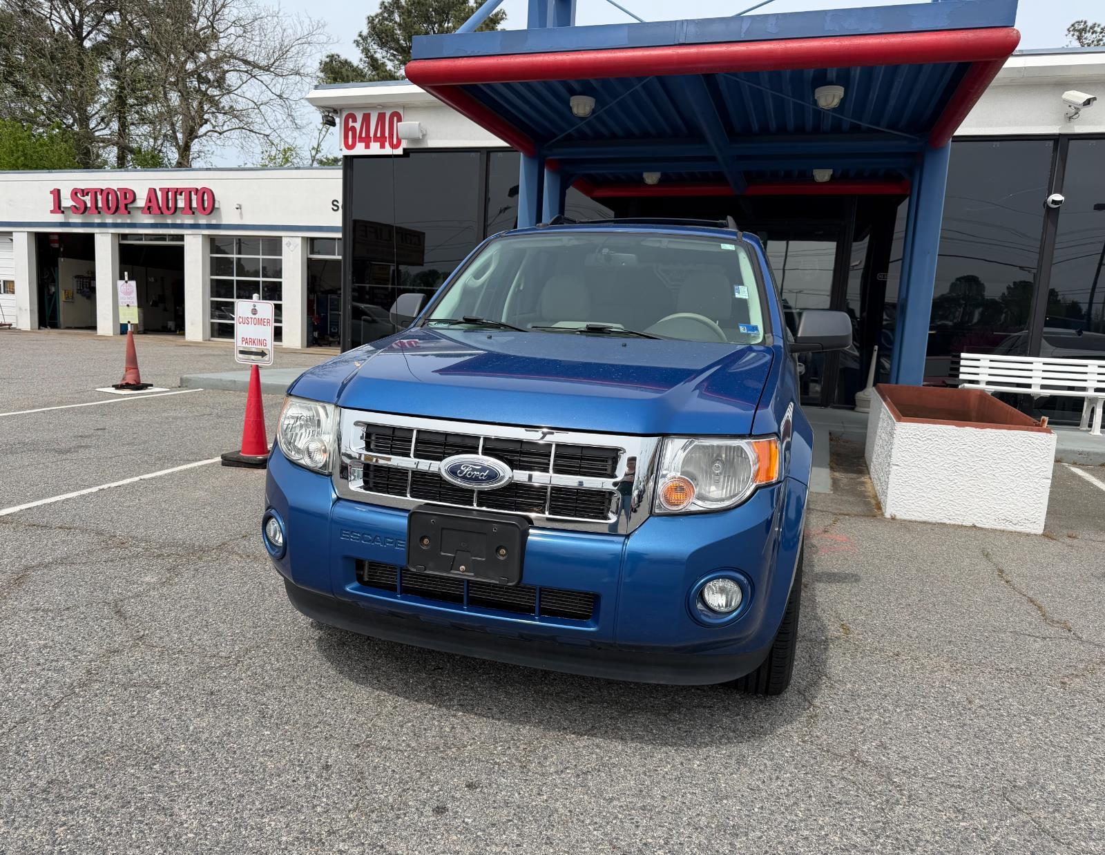 Blue Flame Metallic 2012 Ford Escape XLT FWD SUV / Crossover Front-Wheel Drive 6-Speed Automatic Overdrive