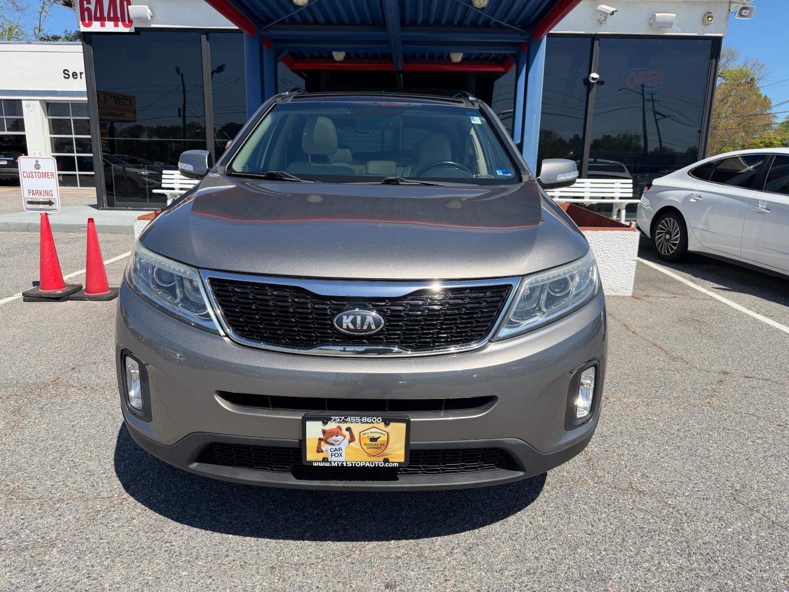 View vehicle photo 2