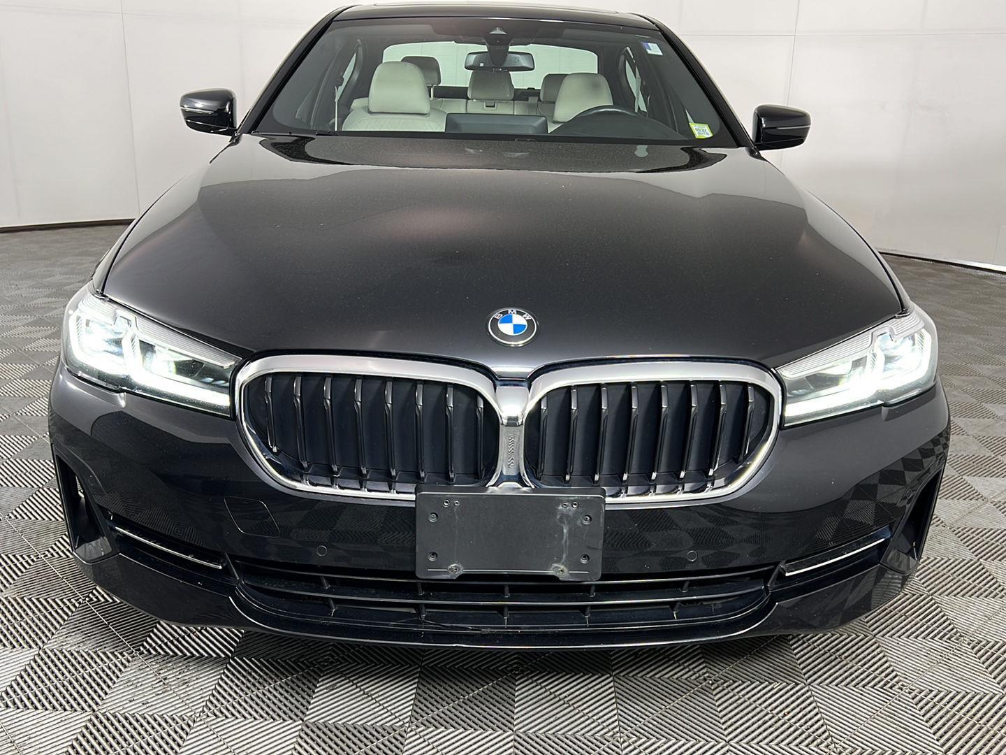 Used 2023 Black Sapphire Metallic BMW 540i xDrive image 20