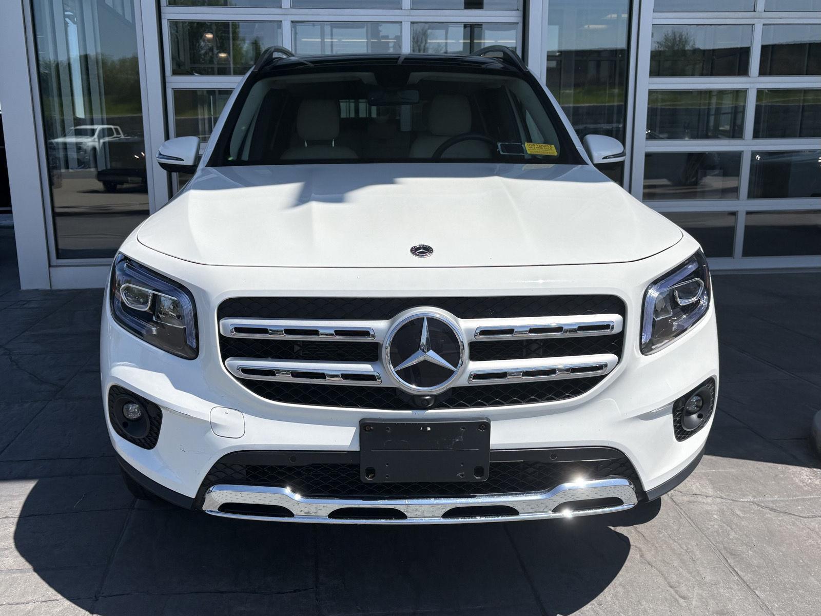 Certified Used 2023 Polar White Mercedes-Benz GLB 250 image 2