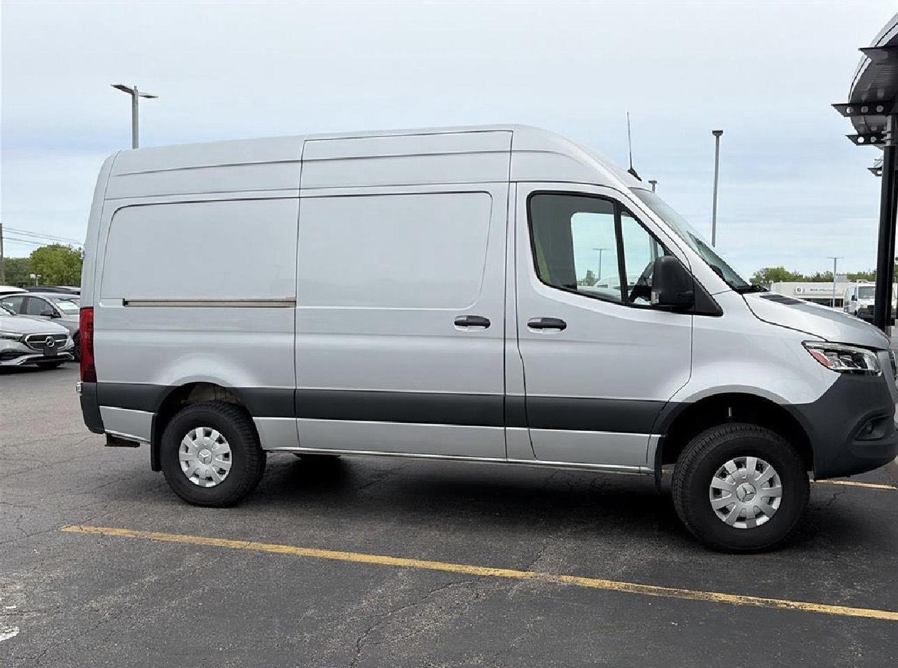 Used 2019 Stone Grey Mercedes-Benz  image 2