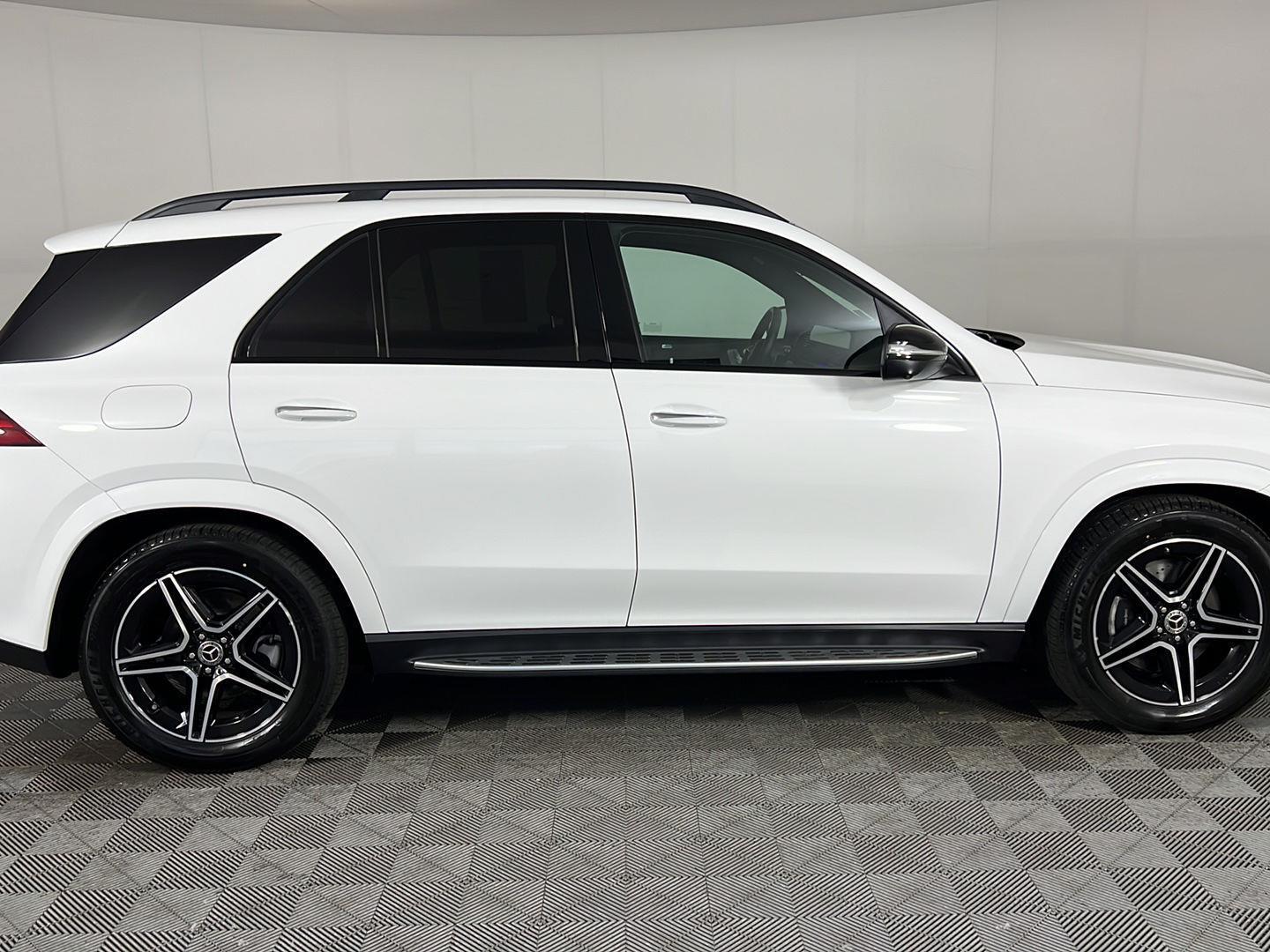 Certified Used 2026 Polar White Mercedes-Benz GLE 450 image 22