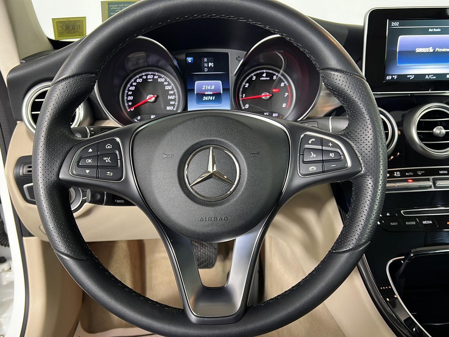 Used 2017 Polar White Mercedes-Benz C 300 image 5