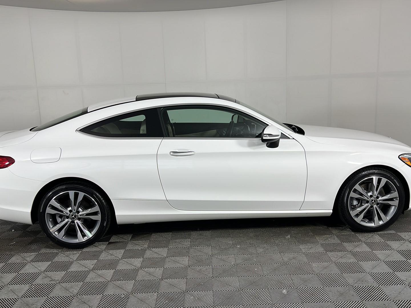 Used 2017 Polar White Mercedes-Benz C 300 image 18